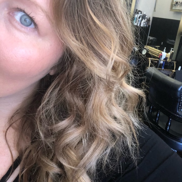 Bio Ionic Long Barrel Curling Iron 1 inch - Picture 4 of 6